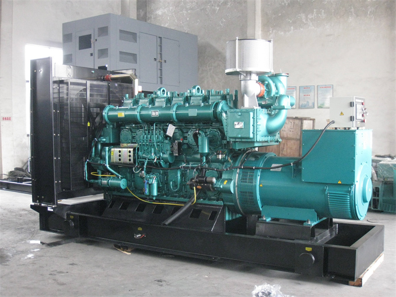 杭锦后200KW 柴油发电机的油耗是多少?